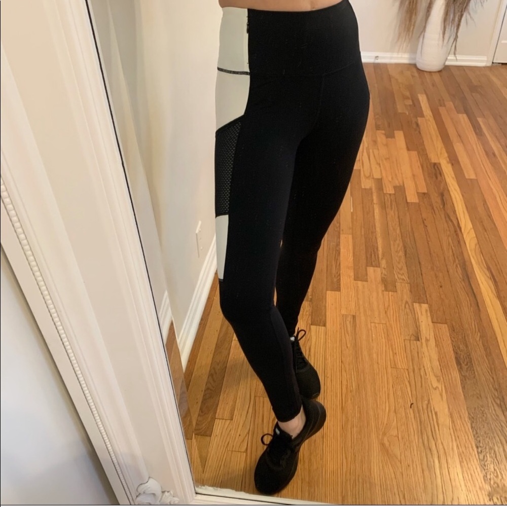 🆕🔄 Reposh Megan Color Block Leggings White - Picture 3 of 6